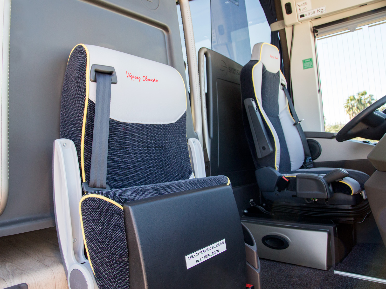 Alquiler de Autocares Estándar AVO Group